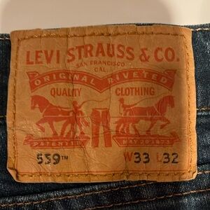 Levi 559 jeans
